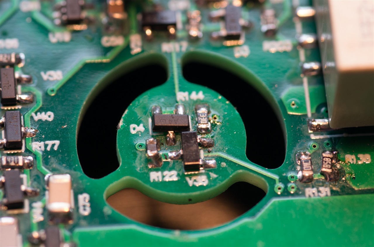the key element for the log amp, heated to constant 40°C